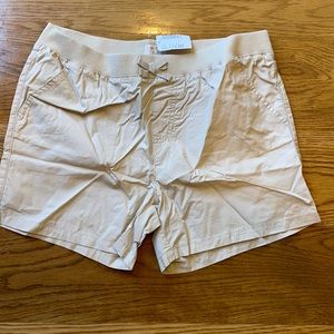 The Children’s Place size 14 pluskhaki shorts NWT
